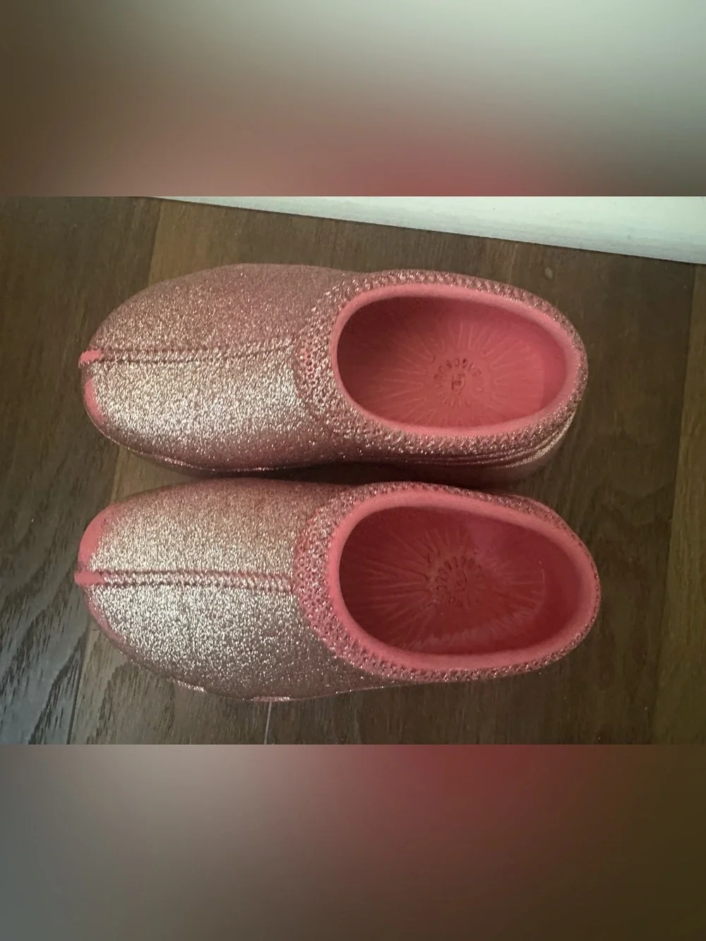 UGG Girls Tasman Pink Glitter Slip-On Clogs in Pink Size 9